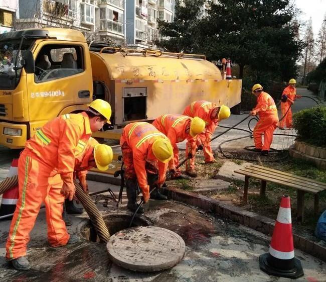 小板镇市政管道清淤