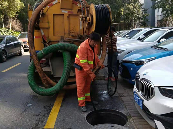 小板镇排污管道清淤