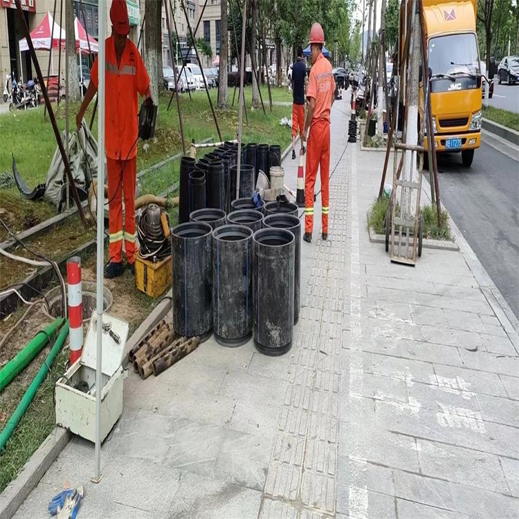 小板镇管道短管置换修复